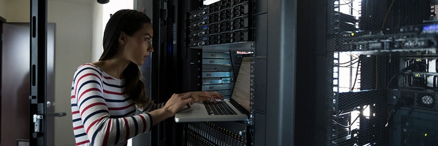 img data backup iStock 828937640