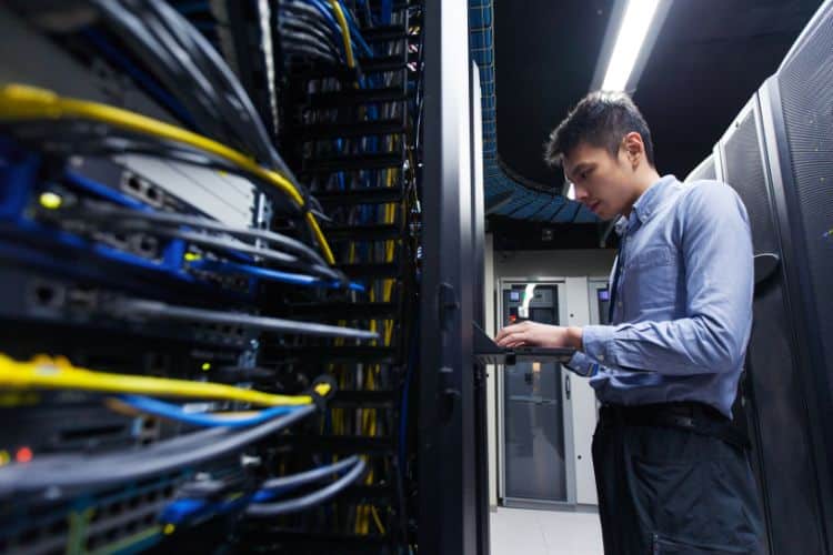 Co Managed IT Vs. Traditional Managed Services